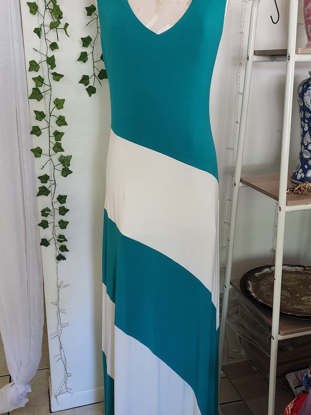 PattyBoutik Teal and Cream Diagonal Colorblock V-Neck Maxi Dress